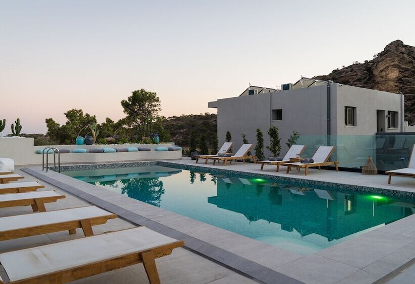 Pignolia Suites   Adults Only