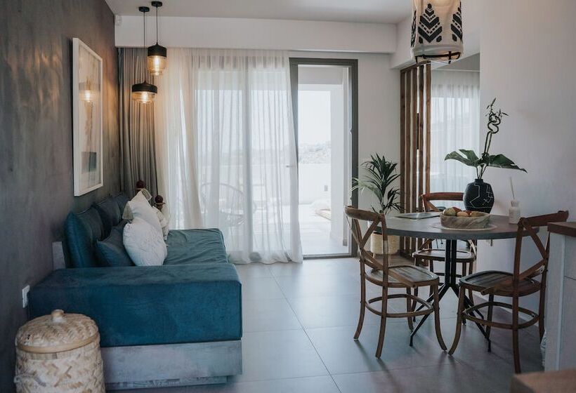 Pignolia Suites   Adults Only