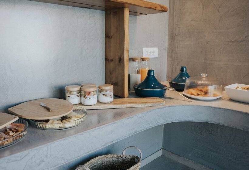 Pignolia Suites   Adults Only