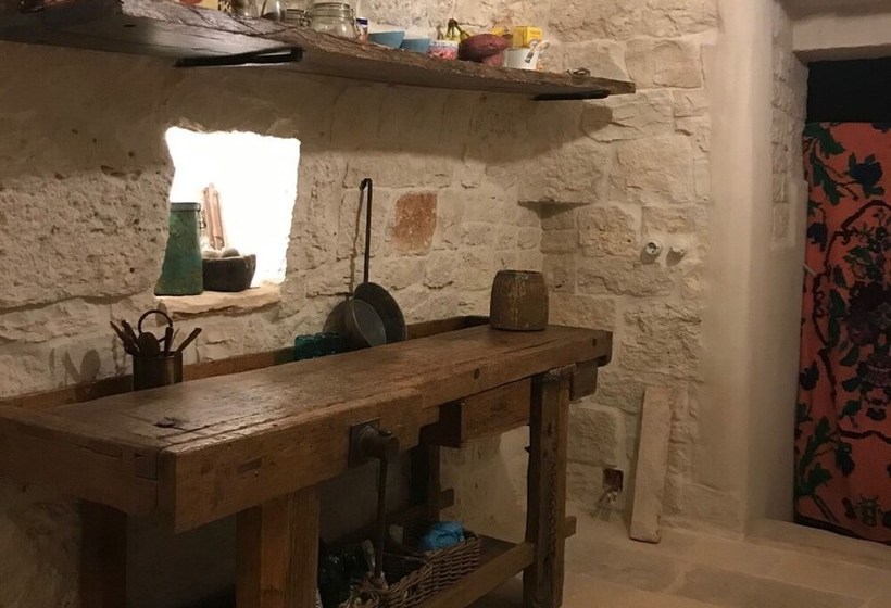 Pretty Trullo Cottage In Martinafranca With Garden And Barbecue