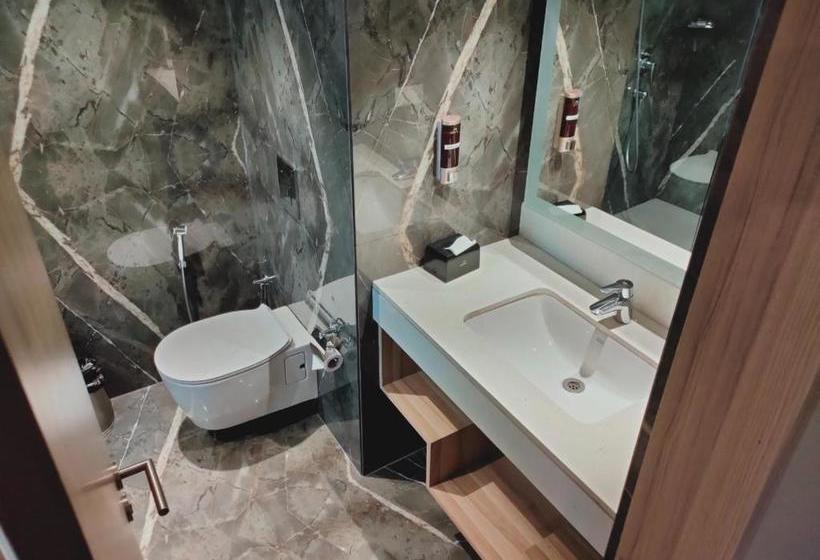 Radisson Hotel Bareilly Airport