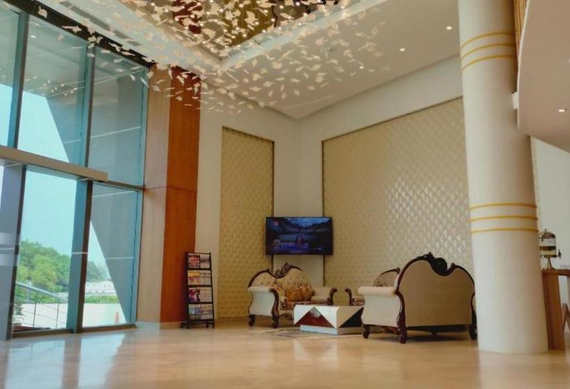 Radisson Hotel Bareilly Airport