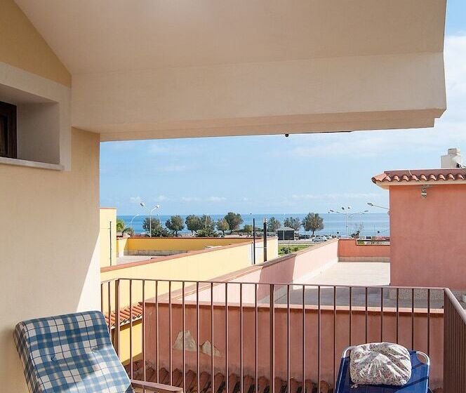 레지던스 Beautiful 1 Bed House In Avola