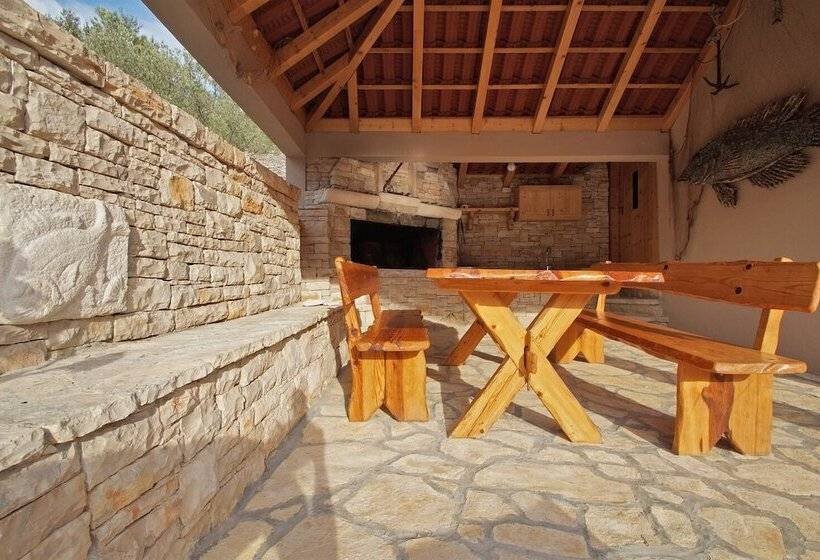 Stone House Mia   Prihonja