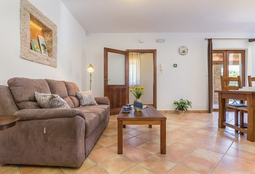Villa With Private Pool In Istria, Quiet Location, Large Garden, Terrace, Bbq