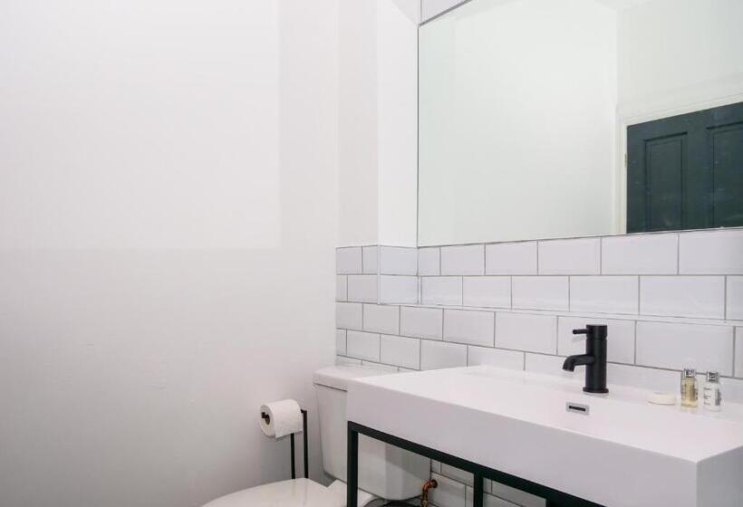 Bed and Breakfast The Lazy Pug