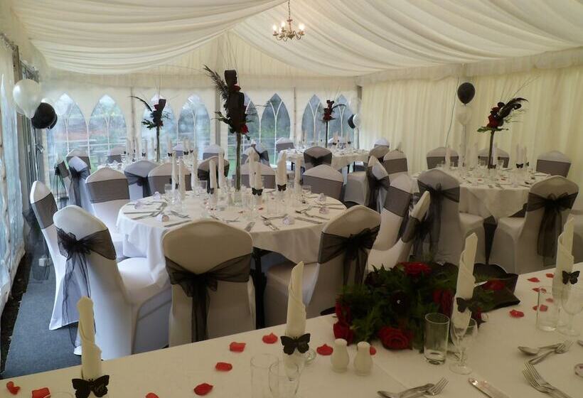 Bull Hotel By Greene King Inns