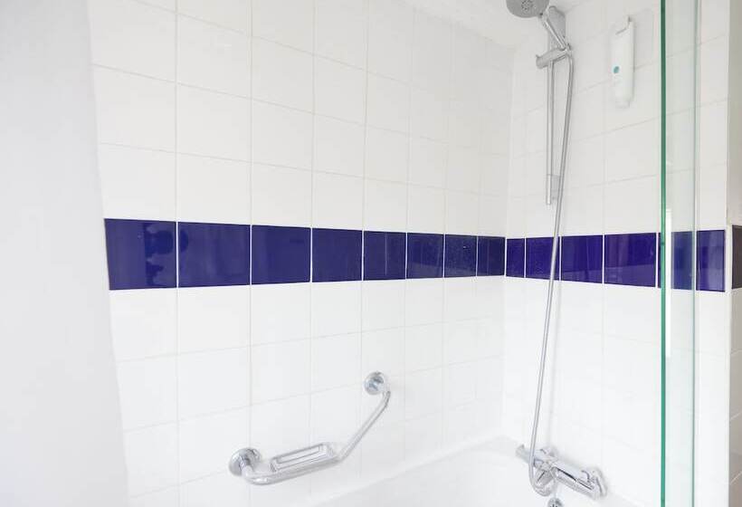 Bull Hotel By Greene King Inns