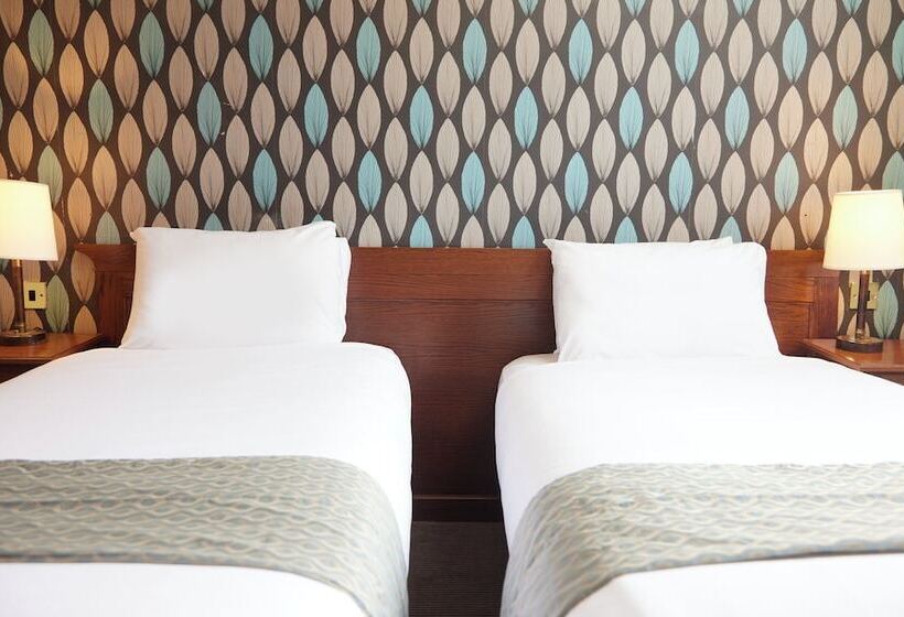 Cock Hotel By Greene King Inns