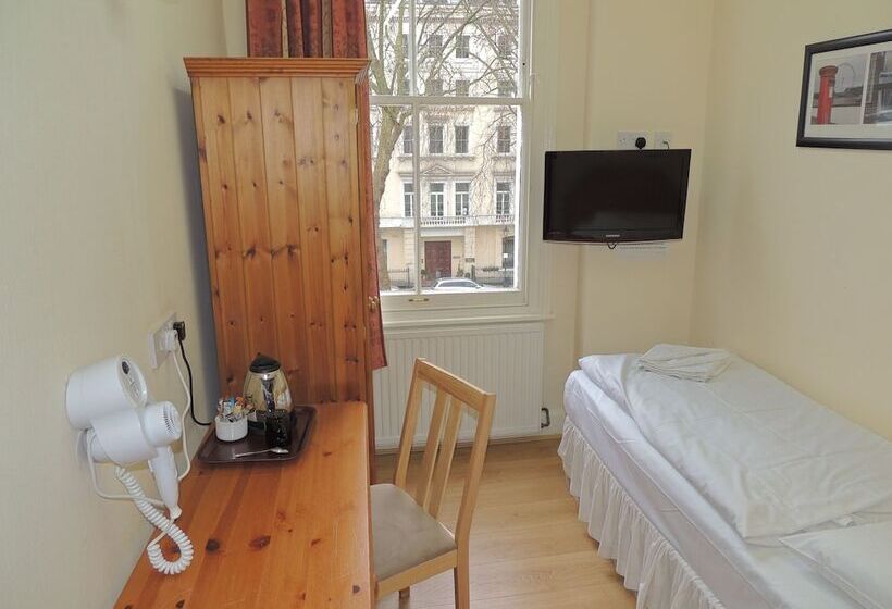 Dolphin Inn   The Lodge