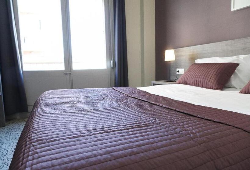 Hostal Fonda Montserrat