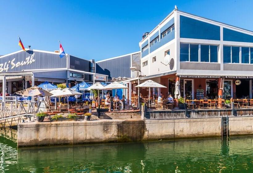 فندق Aha The Rex