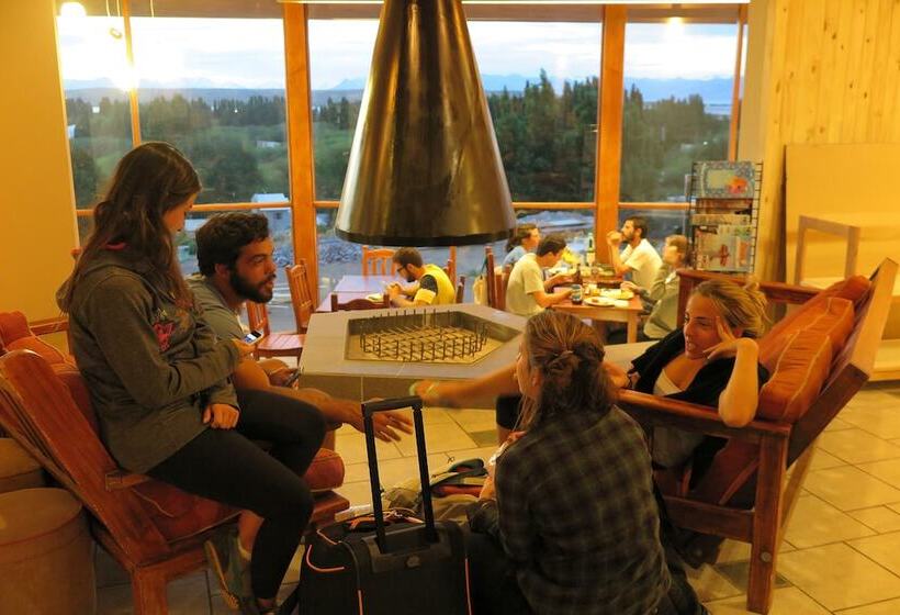 ホテル America Del Sur Calafate Hostel