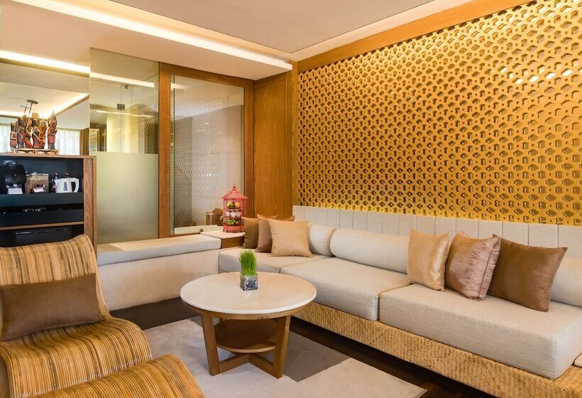 Отель Grand Seminyak Lifestyle Boutique Bali Resort