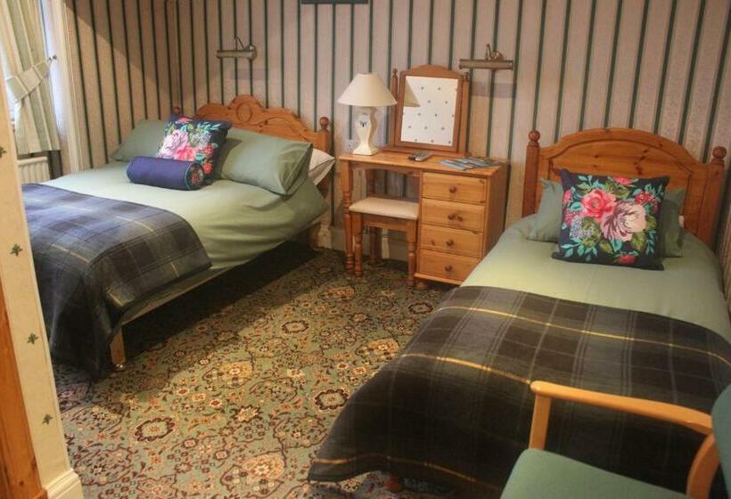 בית מלון כפרי Ardlair Guest House