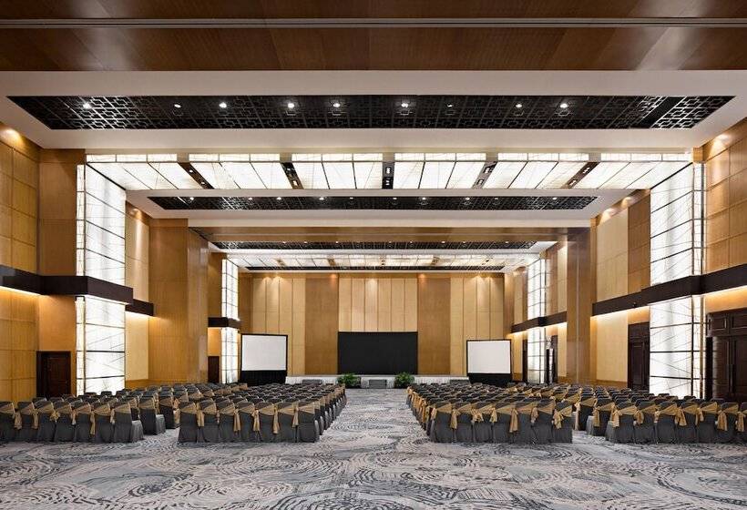 호텔 Aryaduta Medan