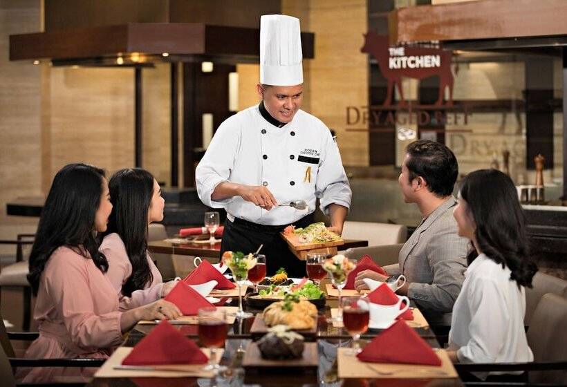 호텔 Aryaduta Medan