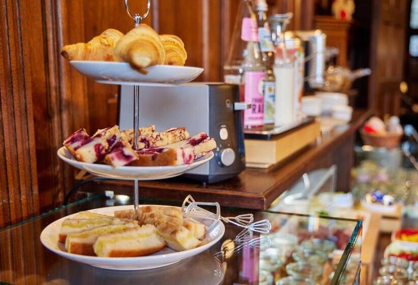 هتل Aschenbrenner