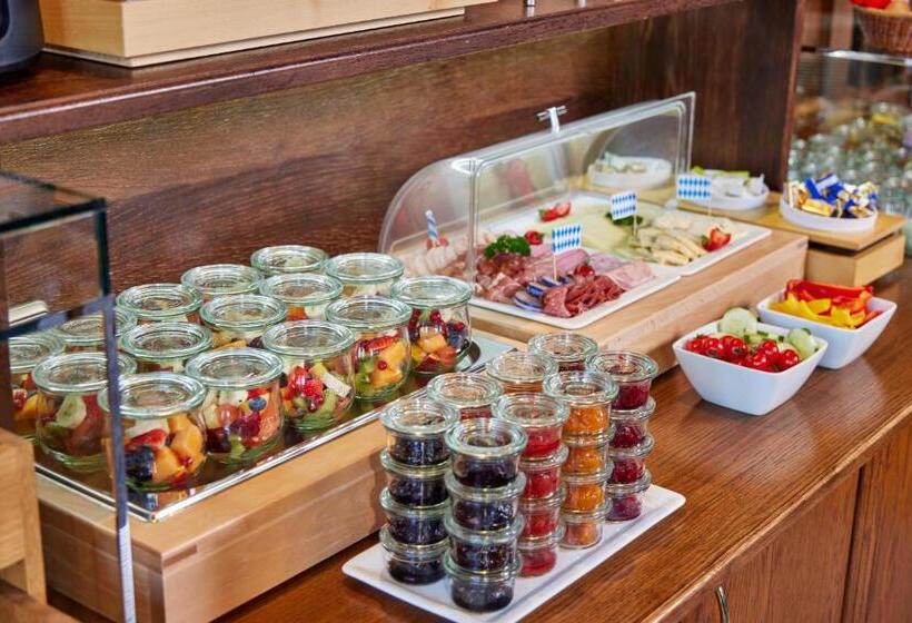 هتل Aschenbrenner