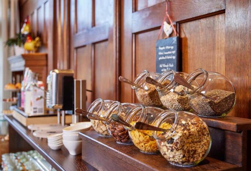 هتل Aschenbrenner