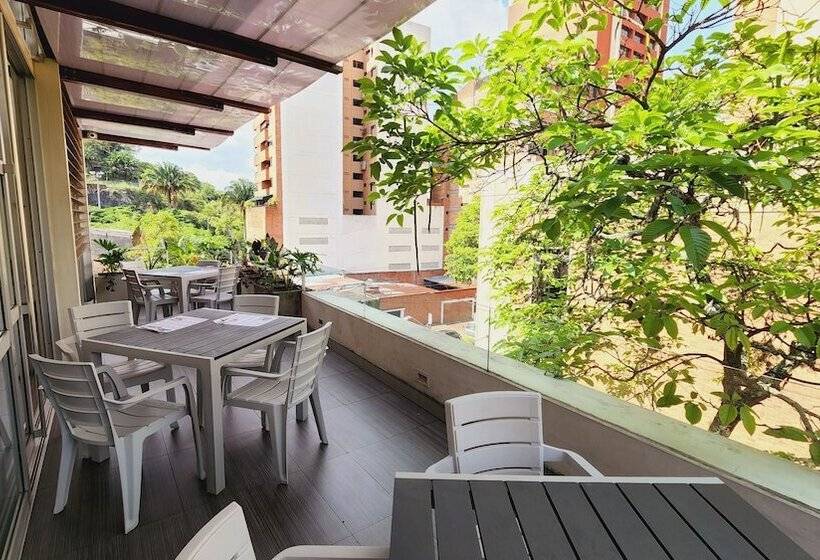 هتل Austral Suites