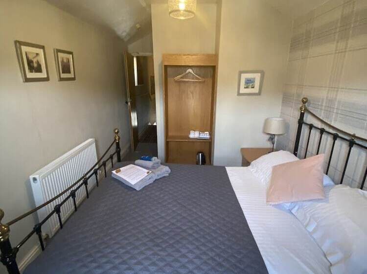 בית מלון כפרי Autumn Leaves Guest House