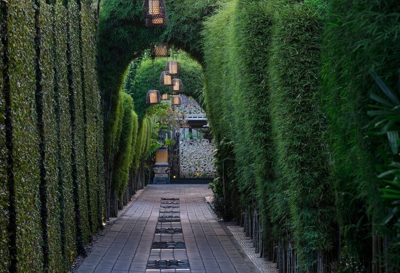 호텔 Avani Seminyak Bali Resort