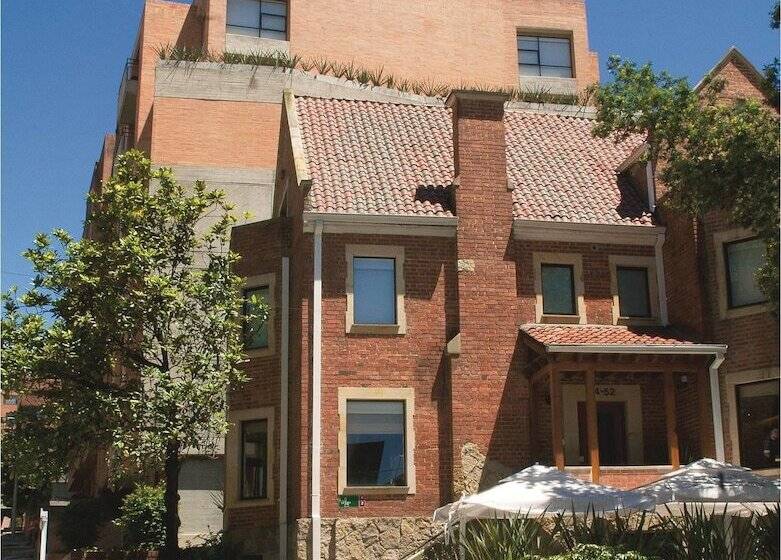 Отель Bh La Quinta