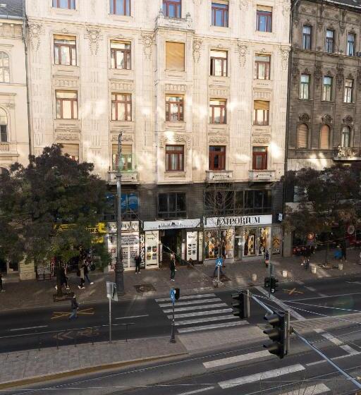 酒店 Budapest Panorama Central