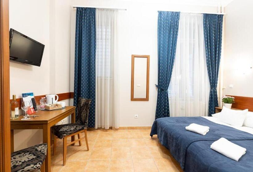 酒店 Budapest Panorama Central