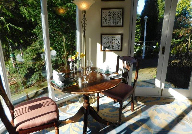 Burn How Garden Hotel   Bowness On Windermere