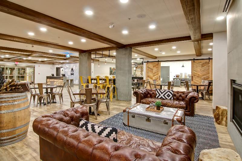 فندق Canalta Lodge