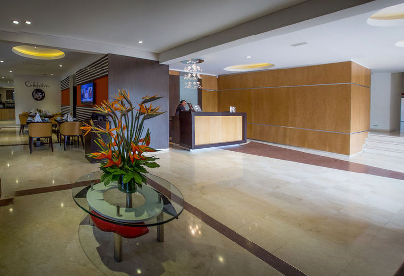 ホテル Celebrities Suites