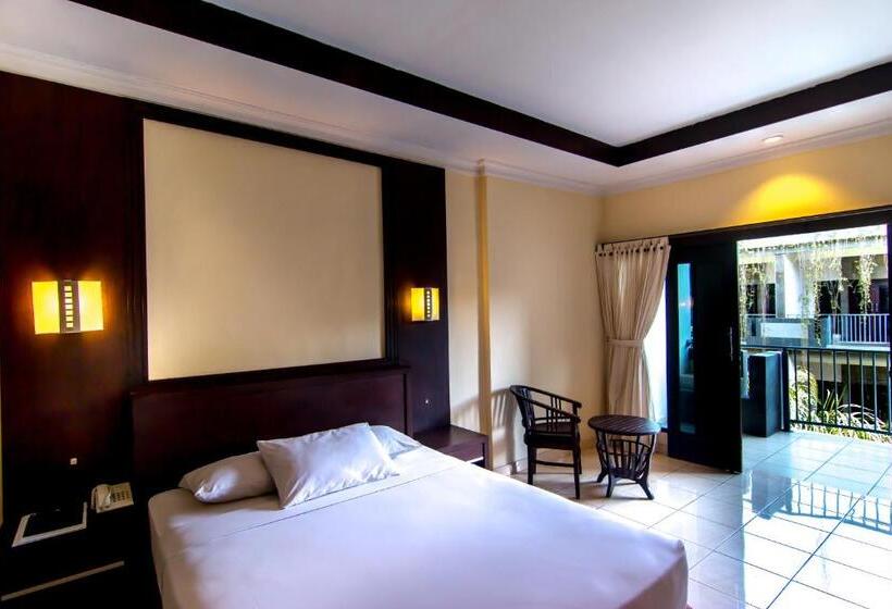 Champlung Mas Hotel Legian