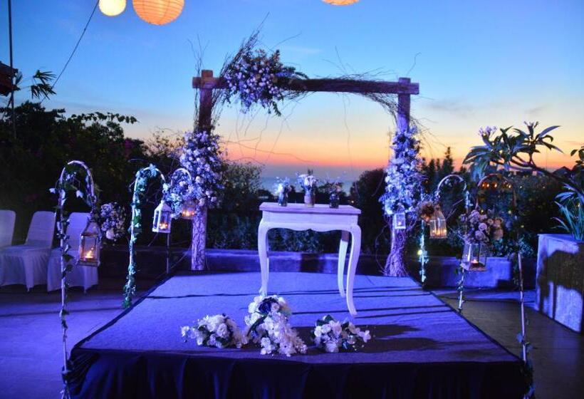 Champlung Mas Hotel Legian