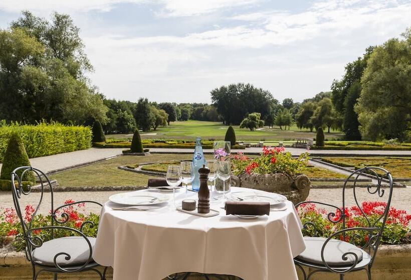 בית מלון כפרי Château D Augerville Golf & Spa Resort
