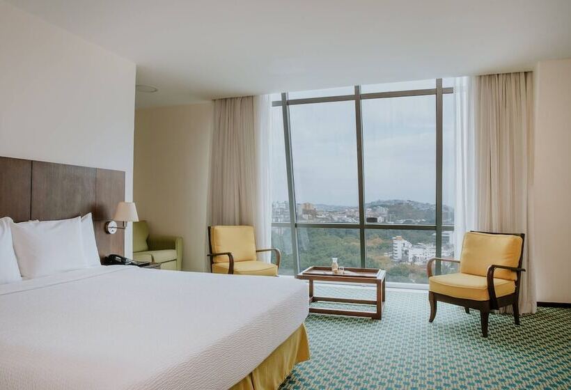 هتل Courtyard By Marriott Guayaquil