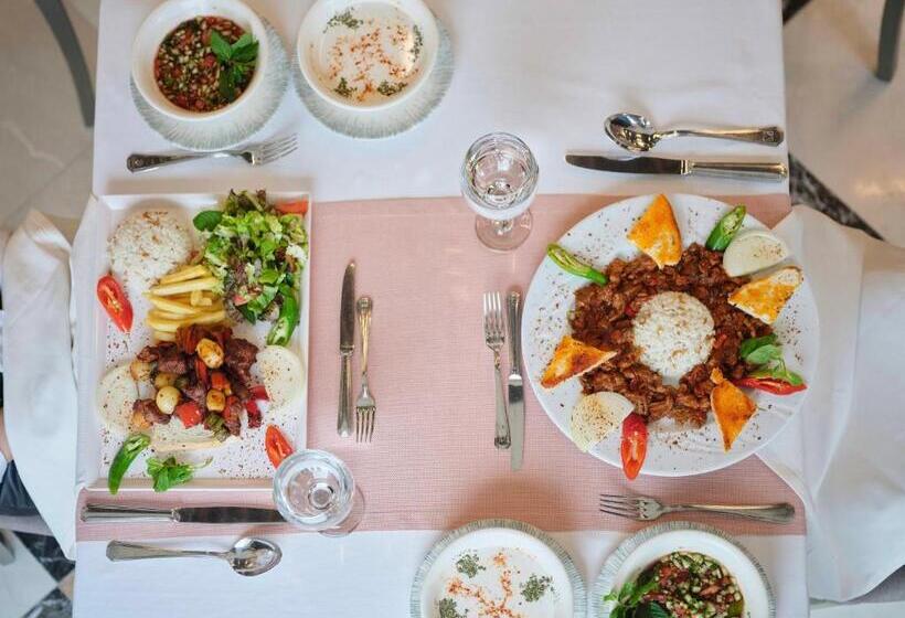 فندق Dedeman Sanliurfa