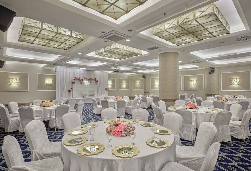 فندق Dedeman Sanliurfa