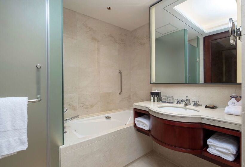 Novotel Shanghai Jingan