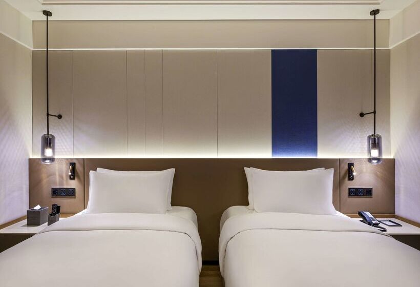 Novotel Shanghai Jingan