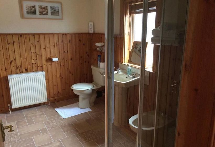 فندق Fernlea Guest House