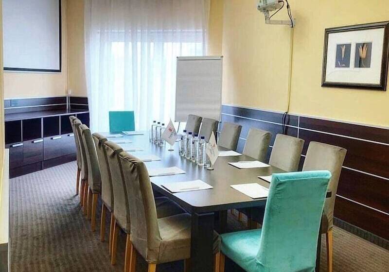 هتل Four Elements Perm