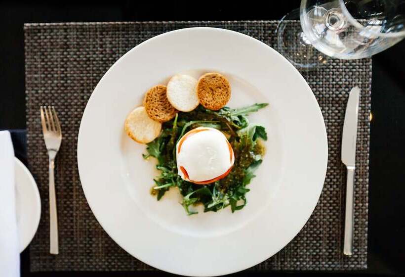 هتل Four Elements Perm