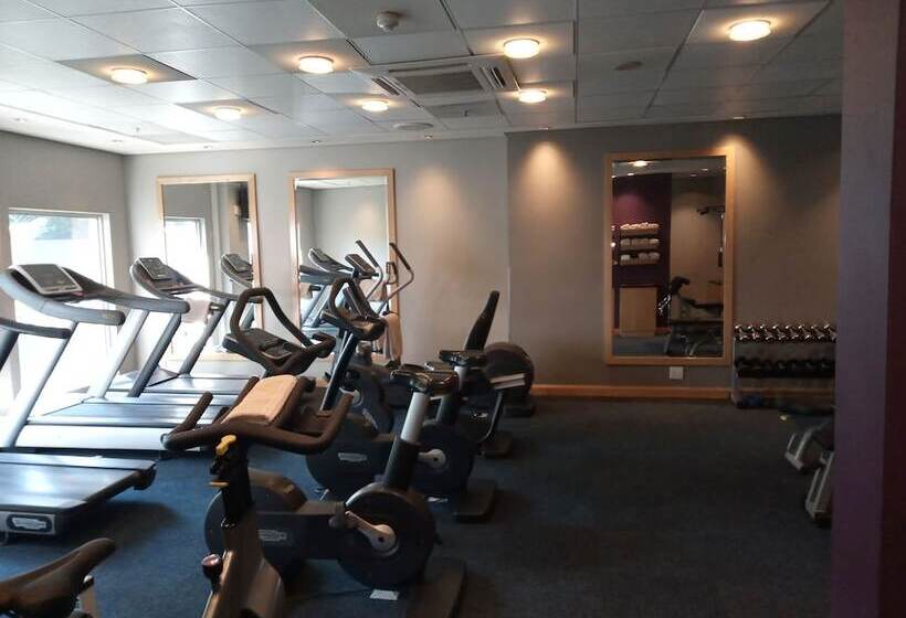 בית מלון כפרי Garden Court Sandton City