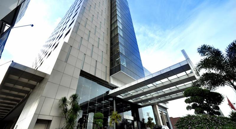 Gumaya Tower Hotel Semarang