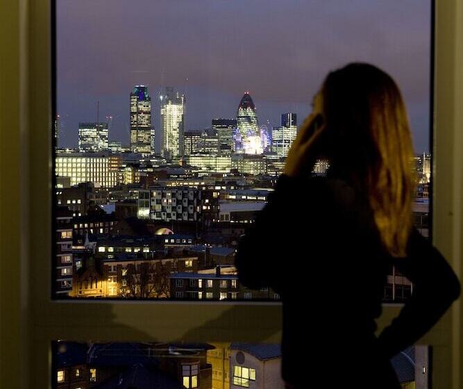 בית מלון כפרי H10 London Waterloo