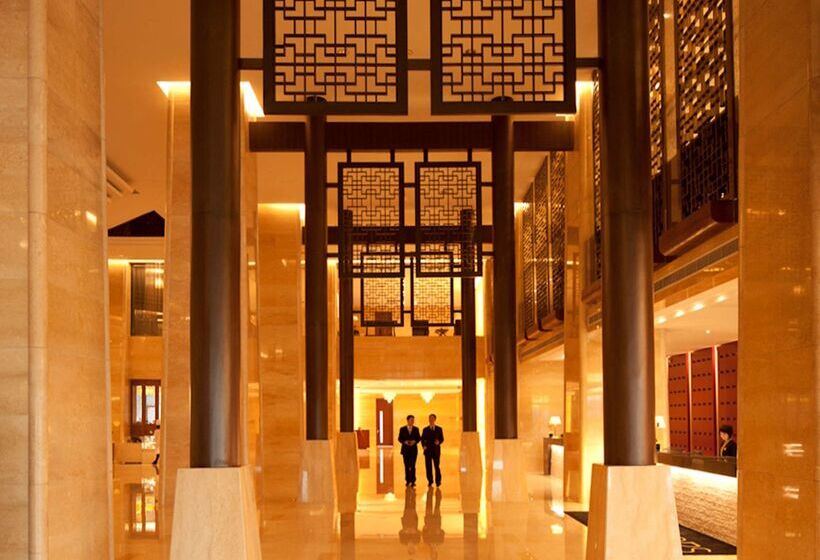 هتل Hilton Beijing Capital Airport