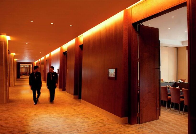 هتل Hilton Beijing Capital Airport