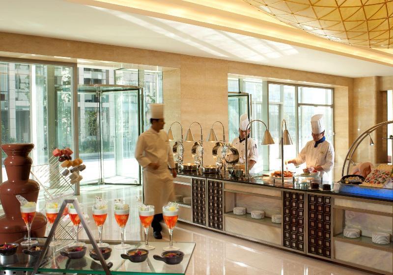 هتل Hilton Beijing Capital Airport